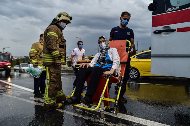Serviste Mahsur Kalan Diyaliz Hastaları O Anları Anlattı Serviste Mahsur Kalan Diyaliz Hastaları O Anları Anlattı