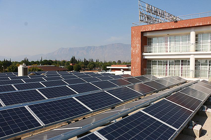 Engelli Rehabilitasyon Merkezi Çatısında Enerji Üretti Engelli Rehabilitasyon Merkezi Çatısında Enerji Üretti