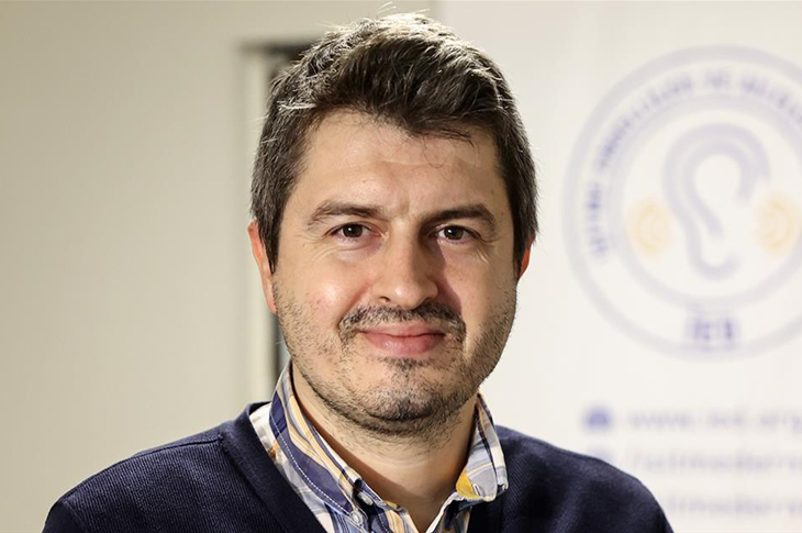 İşitme Engellilerin Sorunları Salgında Katlandı İşitme Engellilerin Sorunları Salgında Katlandı