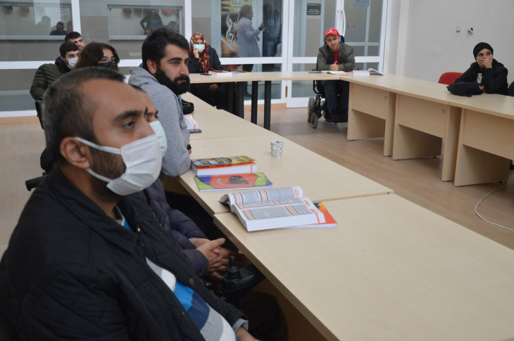 Diyarbakır’da Engelli Öğrenciler EKPSS Sınavına Hazırlanıyor