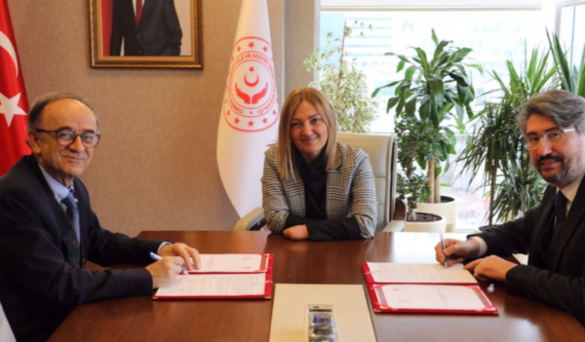 EYHGM ile Yüksek İhtisas Üniversitesi Arasında Yaşlı Bakım  Protokolü İmzalandı