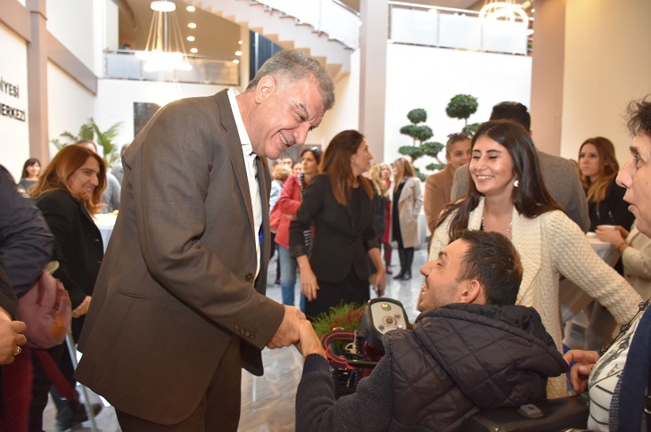 Narlıdere Belediyesi Engelleri Aşıyor Narlıdere Belediyesi Engelleri Aşıyor