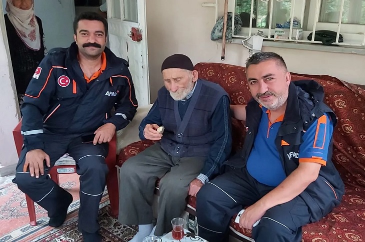 Öldü Zannedilen Yaşlı Alzaymır Hastası Bulundu Öldü Zannedilen Yaşlı Alzaymır Hastası Bulundu