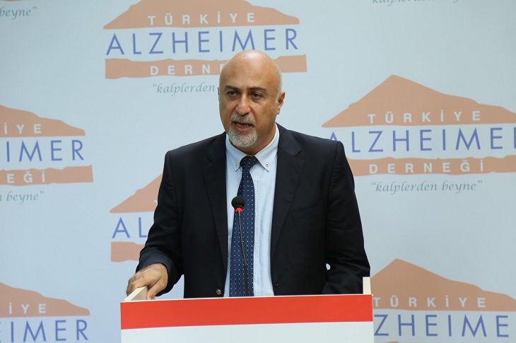 Alzheimer Hastalarına Takip Cihazları Çözüm Olabilir
