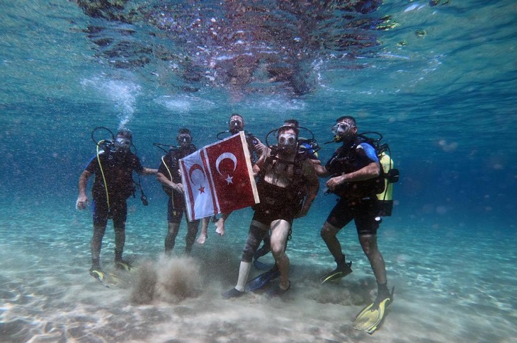 KKTC’de Bedensel Engellilere Yönelik Dalış Etkinliği Düzenlendi KKTC’de Bedensel Engellilere Yönelik Dalış Etkinliği Düzenlendi