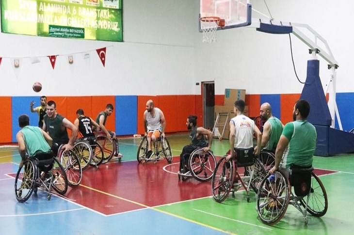 Şanlıurfalı Engelli Gençler, Basketbol Takımını Sırtlıyor