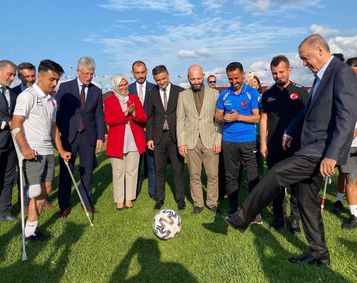 Cumhurbaşkanı Erdoğan’dan Ampute Milli Futbol Takımına Ziyaret