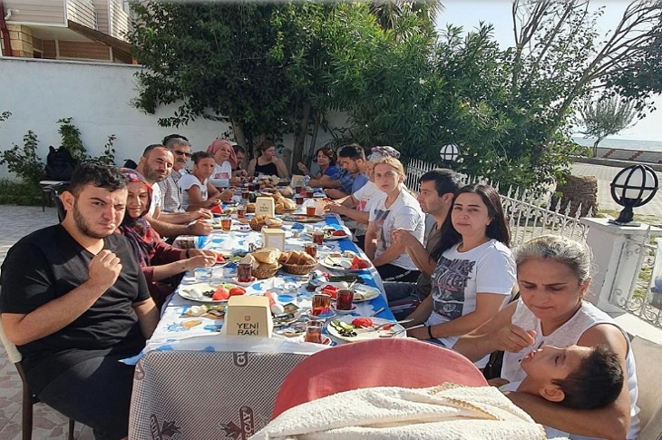 Avcılar Engelliler Derneği, Engelli Vatandaşları Tatile Götürdü Avcılar Engelliler Derneği, Engelli Vatandaşları Tatile Götürdü