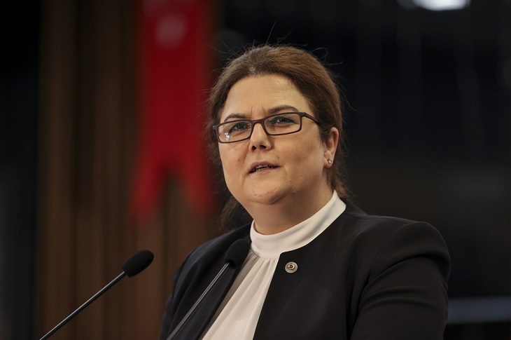 Derya Yanık: İhtiyaç Sahibi Ailelere Eylülde 340 Milyon TL SED Ödemesi Yaptık Derya Yanık: İhtiyaç Sahibi Ailelere Eylülde 340 Milyon TL SED Ödemesi Yaptık