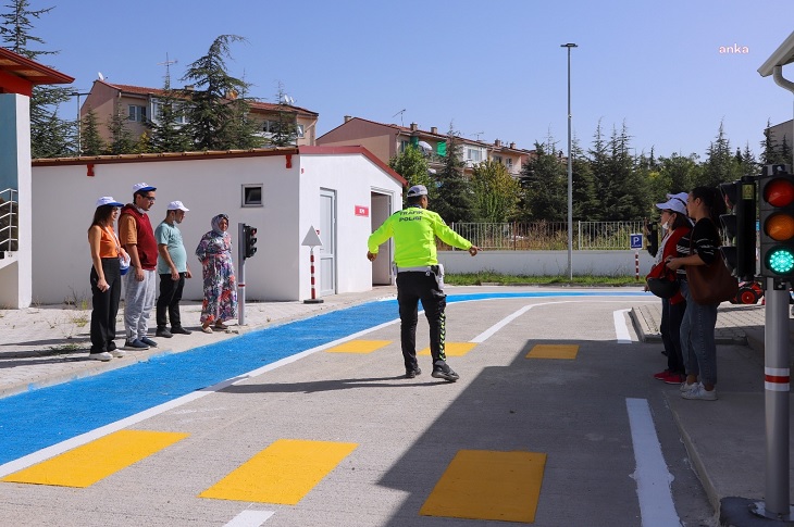 Eskişehir’de Zihinsel Engelli Bireyler Trafik Eğitim Parkı’na Konuk Oldu