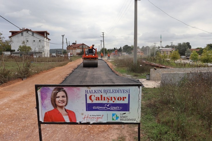 İzmit Belediyesi’nden Engelli Vatandaş İçin Asfalt Yol İzmit Belediyesi’nden Engelli Vatandaş İçin Asfalt Yol