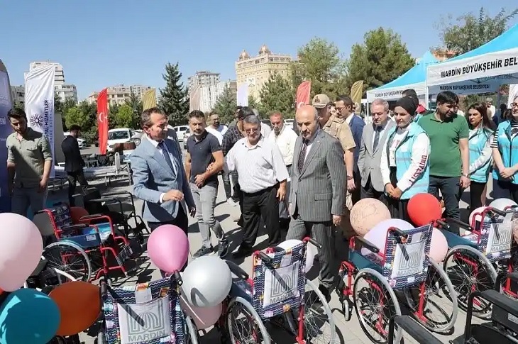 Mardin Büyükşehir Belediyesinden Engelli Bireylere Medikal Desteği Mardin Büyükşehir Belediyesinden Engelli Bireylere Medikal Desteği