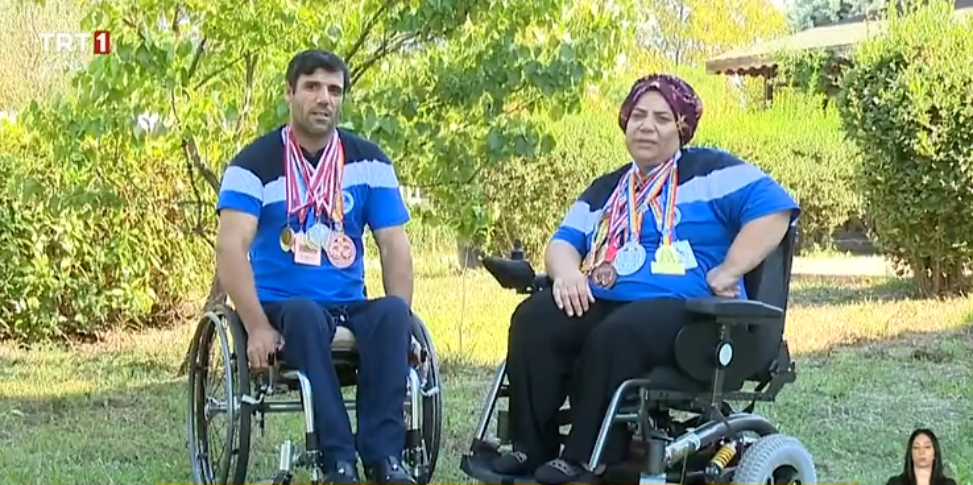 Engelli Bilek Güreşi Şampiyonu Çiftin Aşk Öyküsü