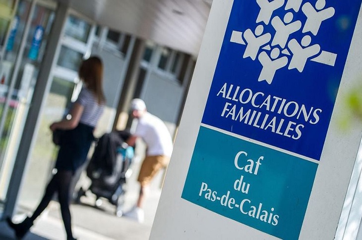 Fransa’da Engelli Kadına Ödenen Toplam 21 Bin Euro’luk Yardım Geri İstedi!