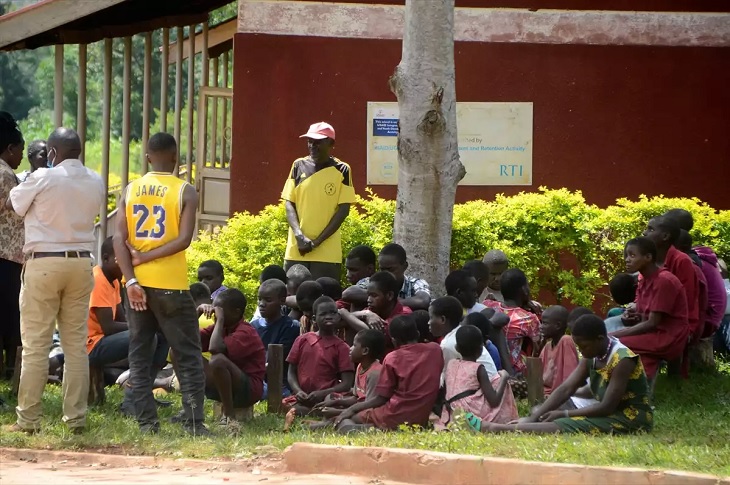 Uganda’daki Görme Engelliler Okulunda Çıkan Yangında 11 Kişi Hayatını Kaybetti