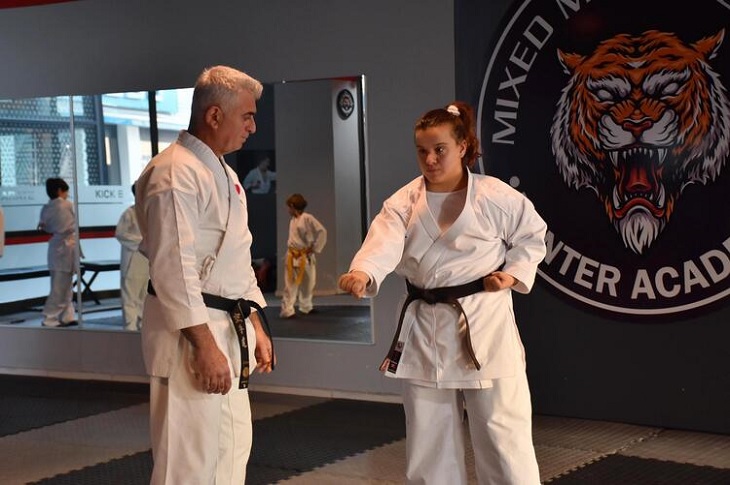Karateci Sezen, Türkiye’nin İlk Mental Engelli Kadın Şampiyonu Oldu