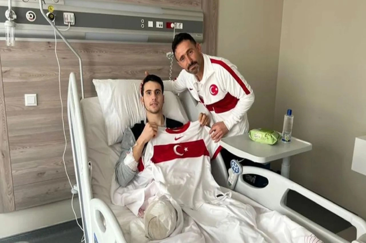 Osman Çakmak Depremzede Sporcularla Duygu Dolu Anlar Yaşadı