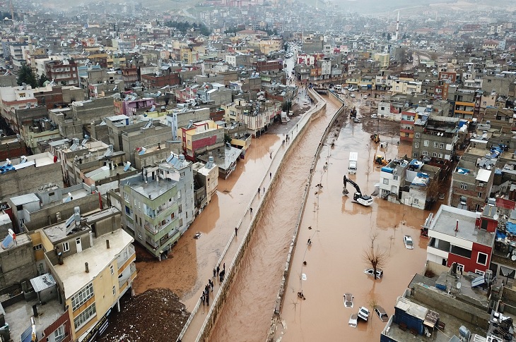 Adıyaman ve Şanlıurfa Sel Felaketinde Can Kaybı Sayısı 16’ya Yükseldi Adıyaman ve Şanlıurfa Sel Felaketinde Can Kaybı Sayısı 16’ya Yükseldi