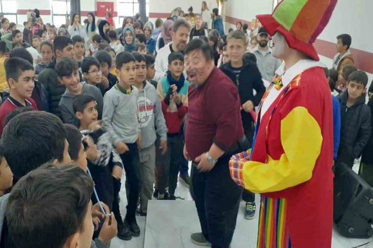 Adıyaman’daki Depremzede Çocuklar İçin Eğlence Programı Düzenlendi