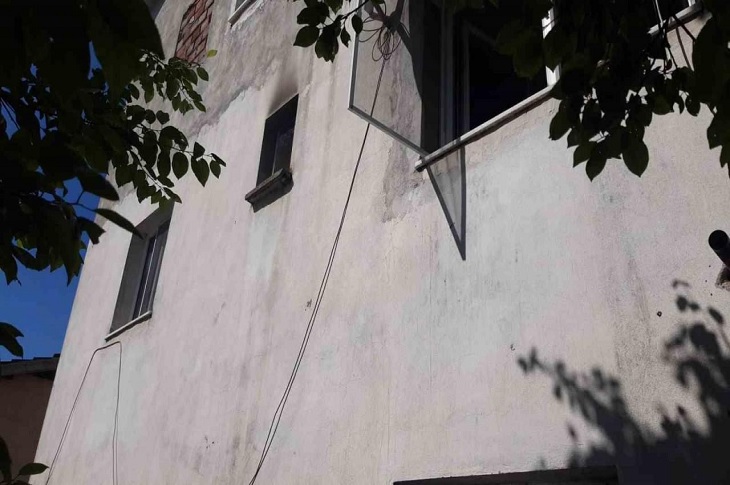 Zonguldak’ta, Bedensel Engelli Genç Ev Yangınından Kurtarıldı Zonguldak’ta, Bedensel Engelli Genç Ev Yangınından Kurtarıldı