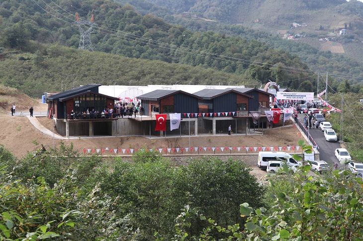 Trabzon’da Özel Bireyler Doğanın İçinde Köy Hayatını Deneyimleyecek Trabzon’da Özel Bireyler Doğanın İçinde Köy Hayatını Deneyimleyecek