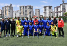 Şahinbey Belediye Spor Kulübü Ampute Futbol Takımı, teknik kadro sahada.