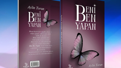 Görselde Aylin Torun’un “Beni Ben Yapan” adlı kitabının ön ve arka kapak tasarımı yer alıyor. Kitap kapağı mor ve pembe tonlarında degrade bir arka plana sahip. Hem ön hem arka kapakta, açık pembe ve siyah renklerde büyük bir kelebek figürü dikkat çekiyor. Ön kapakta büyük ve beyaz puntolarla “Beni Ben Yapan” başlığı yer alırken, altında yazarın adı “Aylin Torun” yazıyor. Alt bölümde yayınevi logosu olarak “Kaktüs Kitap” bulunuyor. Arka kapakta ise yazarın adı, kitap ismi ve aşağıda kısa bir tanıtım yazısı yer almakta. Kapak tasarımı sade ama etkileyici ve umut teması kelebek sembolüyle vurgulanmış.