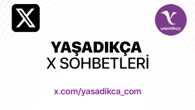 Görselin sol üst köşesinde, siyah zemin üzerine beyaz renkte "X" harfiyle X (eski Twitter) logosu yer alıyor. Sağ üst köşede ise mor zemin üzerinde beyaz renkte stilize bir "v" harfi ile "yaşadıkça" yazısının yer aldığı Yaşadıkça platformunun logosu bulunuyor. Görselin ortasında büyük harflerle ve kalın puntolarla yazılmış siyah renkli metin: "YAŞADIKÇA X SOHBETLERİ" Alt kısmında ise mor renkli küçük harflerle yazılmış bir bağlantı adresi yer almakta: "x.com/yasadikca_com" Arka plan, sağa doğru incelen noktacıklı soluk gri bir desenle süslenmiş, sade ve dikkat dağıtmayan bir tasarıma sahip.
