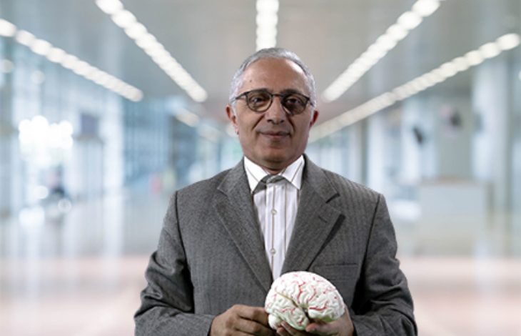 Nöroloji Uzmanı Dr. Bülent Madi görselde yer almaktadır.