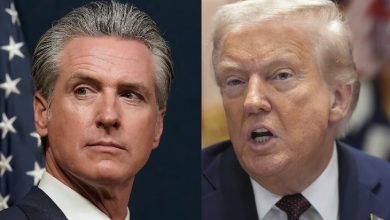 Başkan Donald Trump, sağda, 26 Ağustos 2025'te Washington'daki Beyaz Saray'da bir kabine toplantısında konuşurken; Kaliforniya Valisi Gavin Newsom ise 21 Ağustos 2025'te Sacramento, Kaliforniya'da bir basın toplantısında görülüyor.