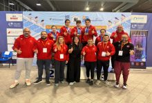 Özel Sporcular Para Yüzme Milli Takımımız ile teknik kadro kazanılan madalyalarla poz veriyor.